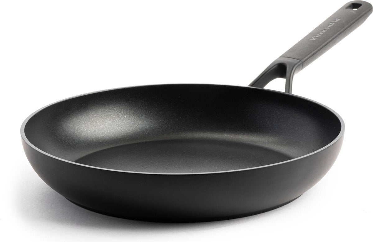 Kitchenaid classic forged aluminum frying pan ø30cm - black - induction - non-stick - pfas-free-0