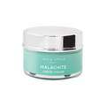 Pierre de Malachite sur fond blanc