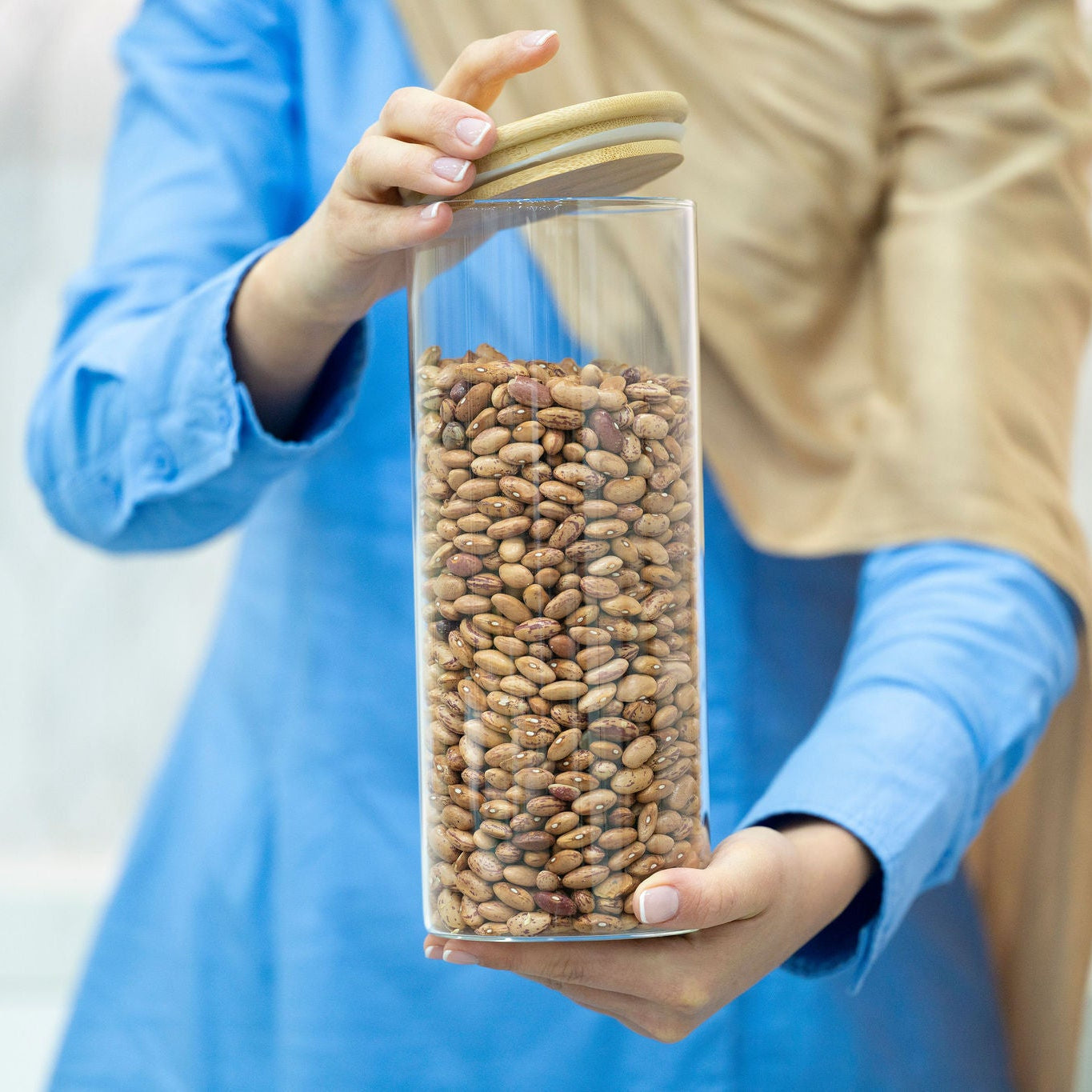 Round Glass Jar with Bamboo Lid - 1750ml-1