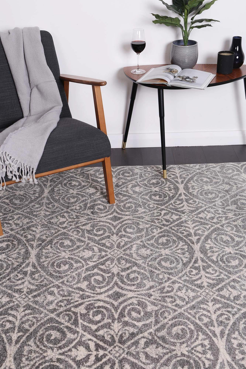 NNEDSZ delicate-katherine-grey-ivory-rug 240x330