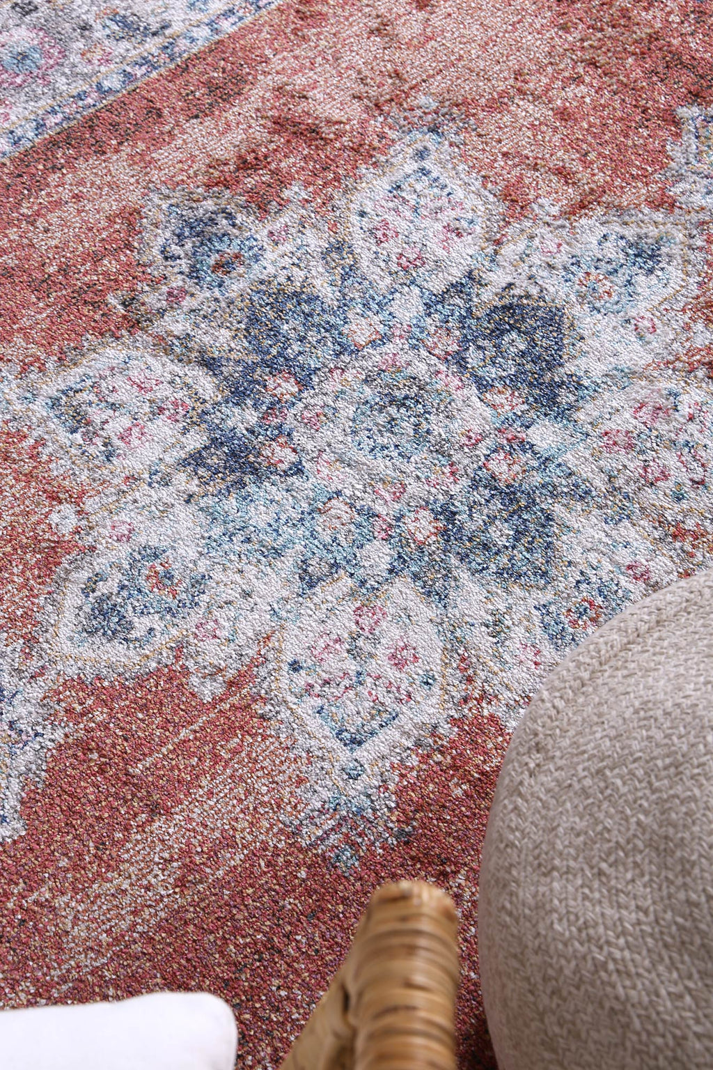 NNEDSZ brentwood-transitional-rust-rug 160x230