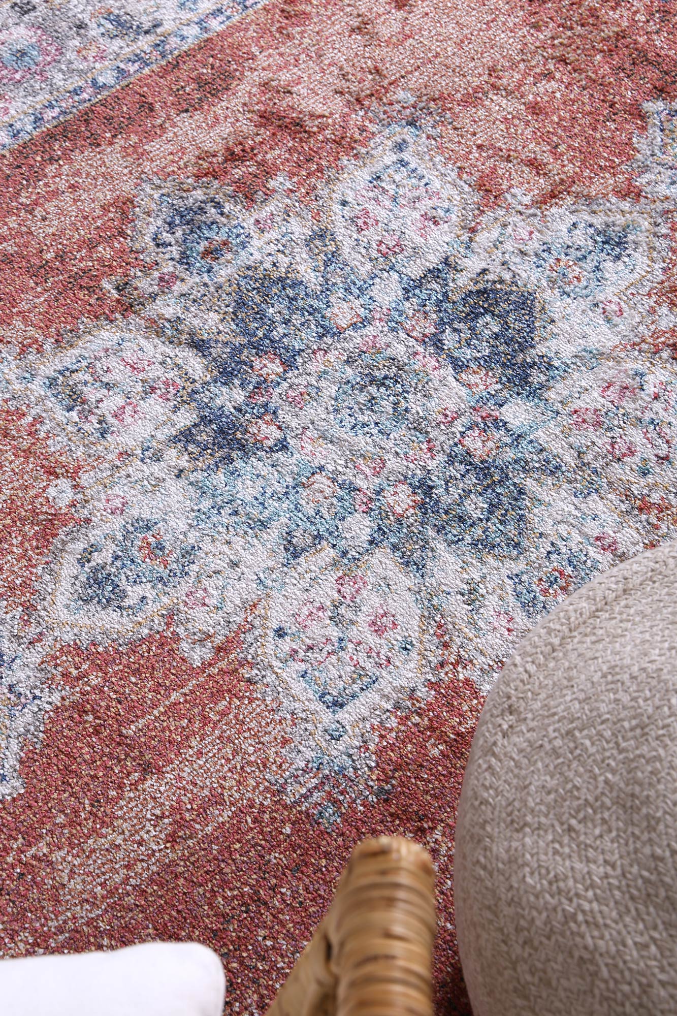 NNEDSZ brentwood-transitional-rust-rug 160x230