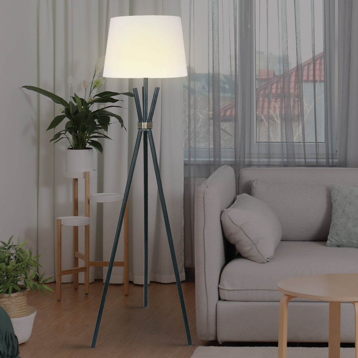 NNEDPE Sarantino Tripod Floor Lamp in Metal and Antique Brass
