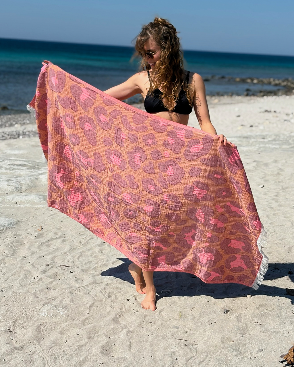 Quick-Dry Cotton Towel – Lightweight Beach & Travel Towel – Camel & Rose – Jacquard Neon Safari-0